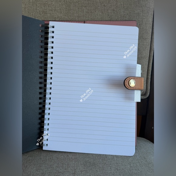 NWT！2PCS COACH NOTEBOOK IN SIGNATURE（CEA49）POWDER PINK with pink bow charm - Picture 4 of 6